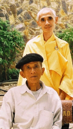 Tue Sy and Nguyen Doc Son